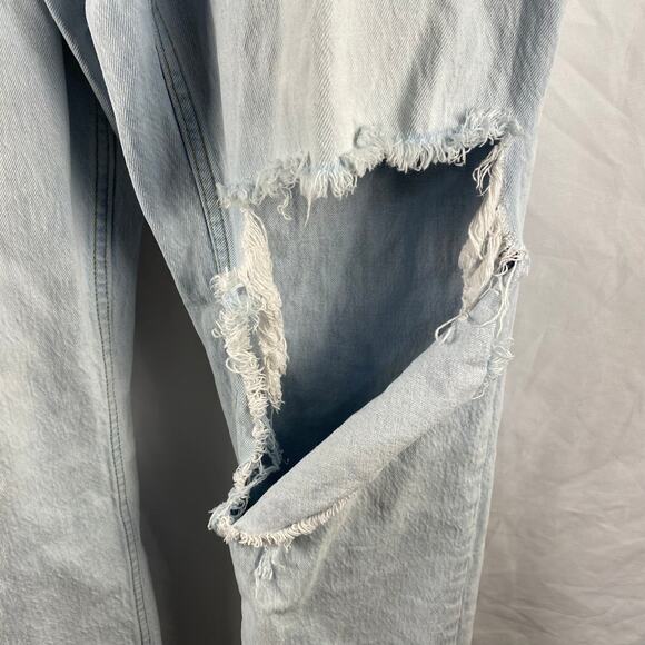 Abercrombie & Fitch 90s Straight Ultra High Rise Distressed Jeans Size 14 - Picture 4 of 11
